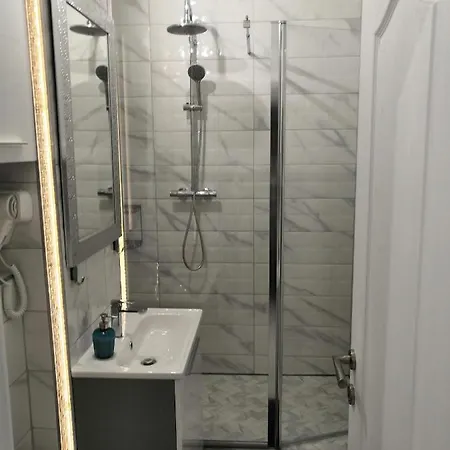 Onyx - Utopia Apartment Brasov