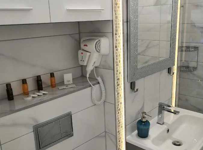 Onyx - Utopia Apartment